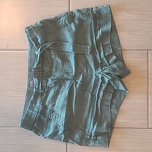 Vince Linen Belted Shorts